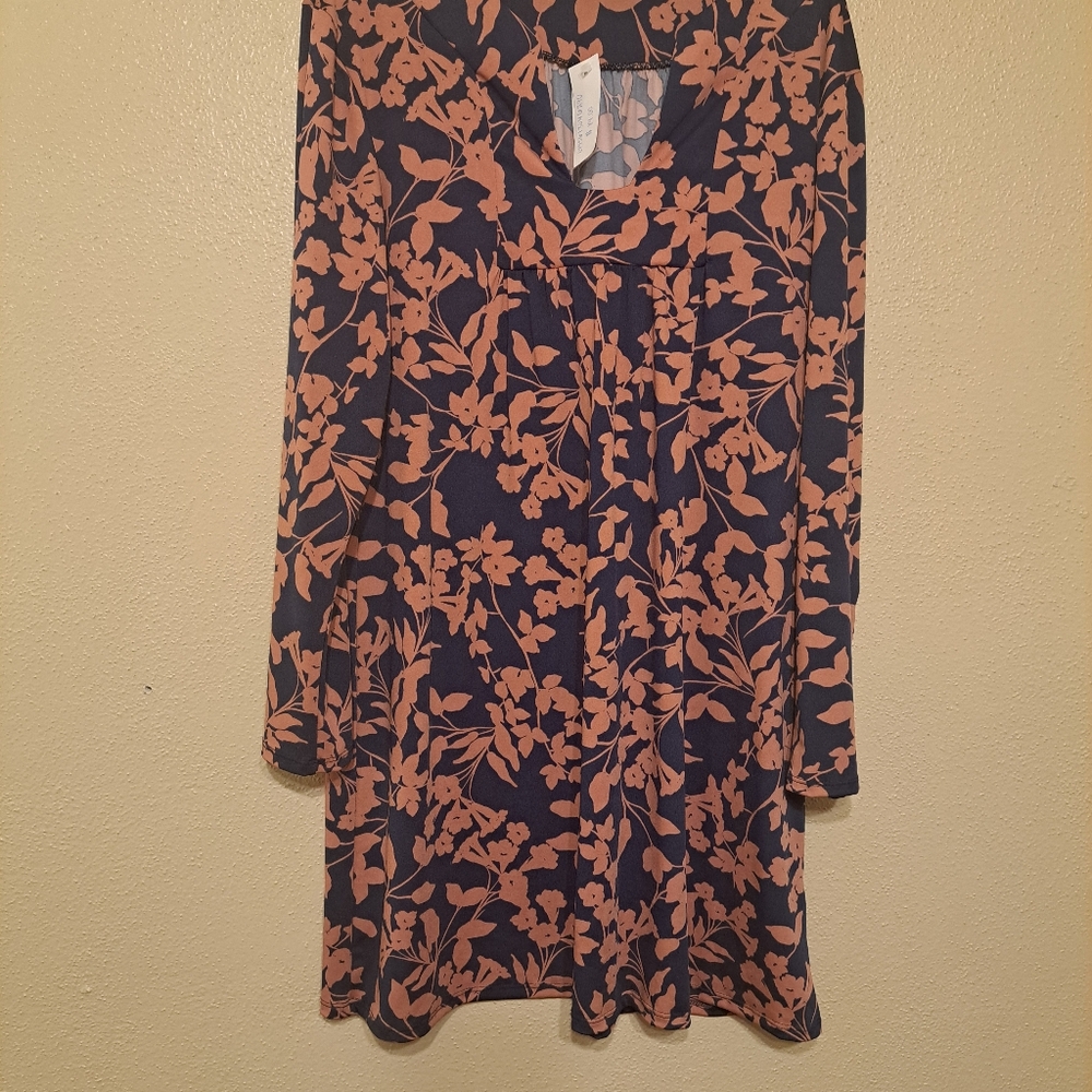 Knit Dress - Picture 4 of 7